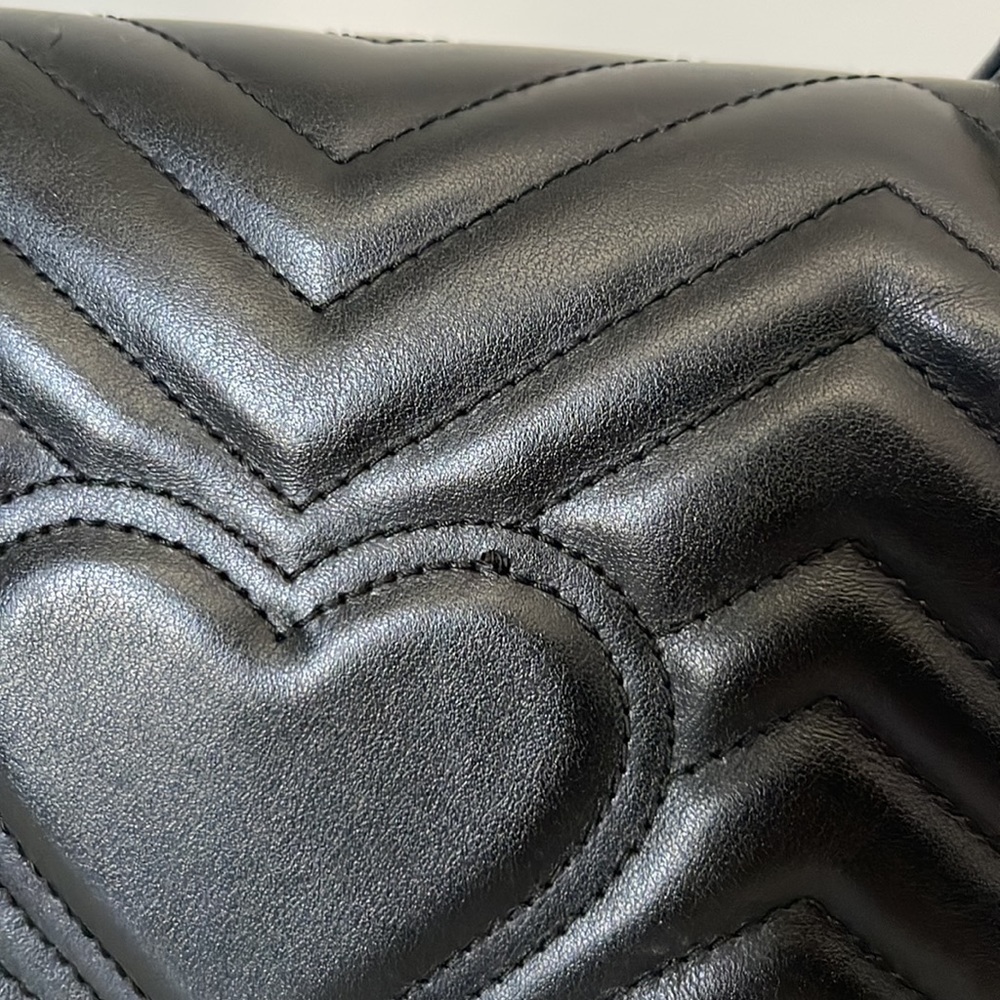 Authentic Gucci Marmont - Small - image 3